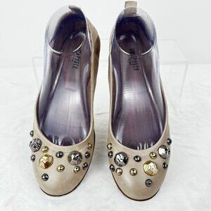 Joy & Peace Women's 37/US 6.5-7 Beige Studded Embellished Leather Slip on Ballet